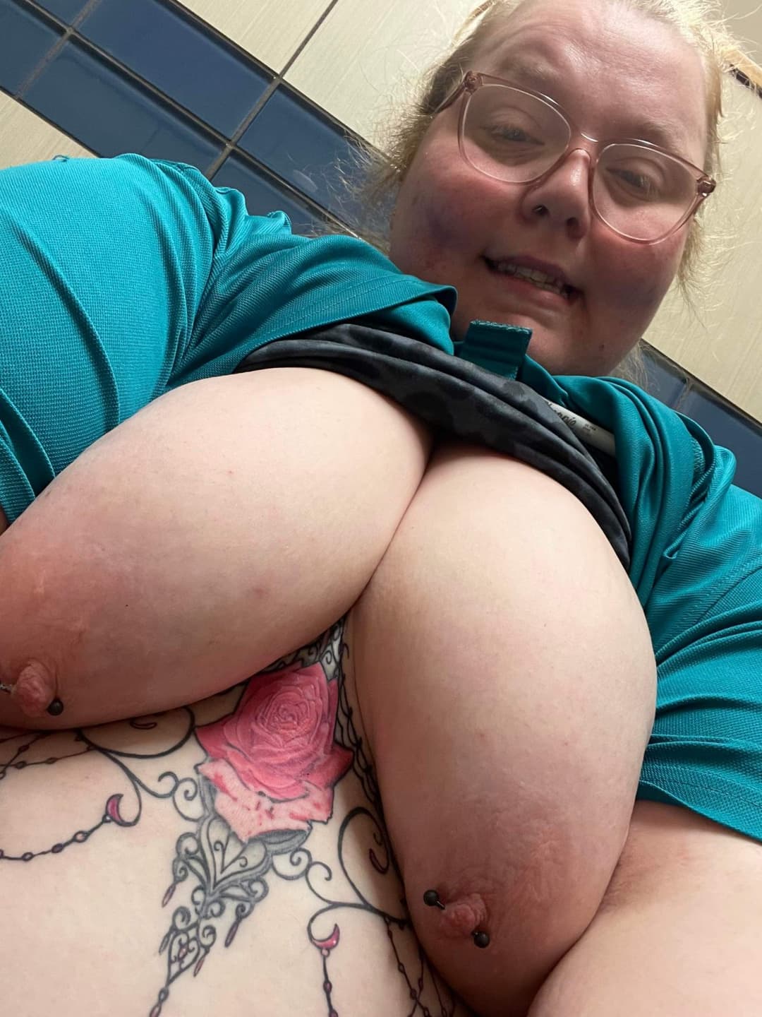 BBW Swinger Slut Shaina