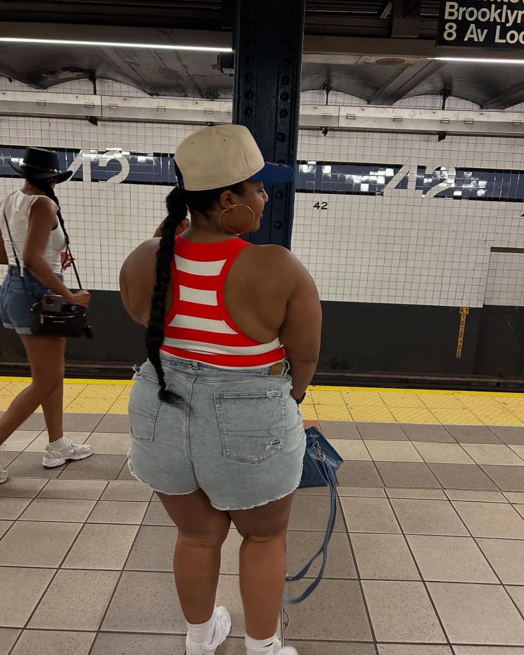 SEXY CURVY THICK EBONY BBW BIG BOOBS & BIG OLE ASS BOOTY