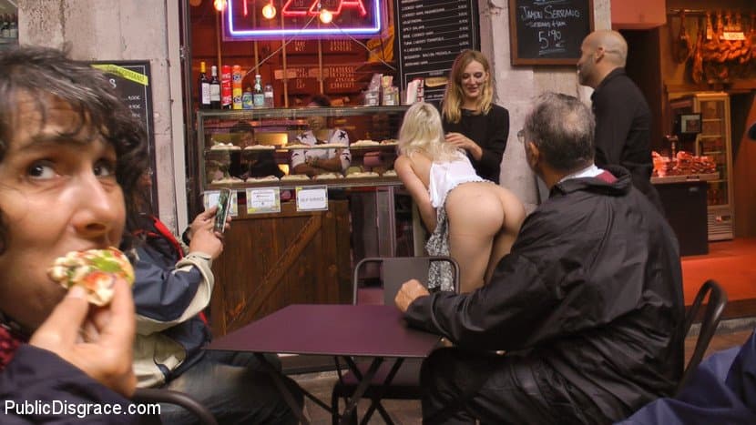 Bottomless Girls in Public 5