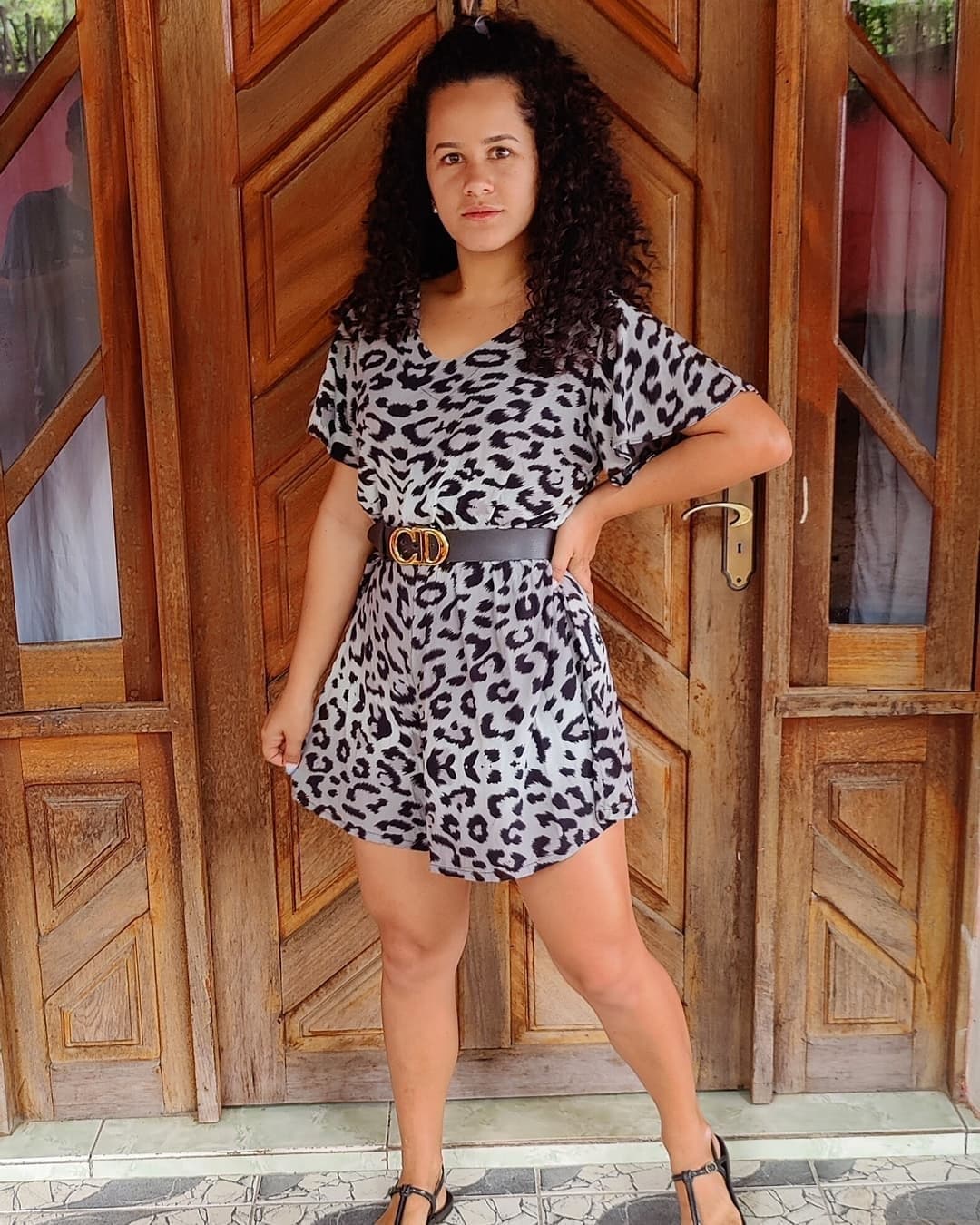 Minha nova deusa dona de casa já mim fez gozar muito