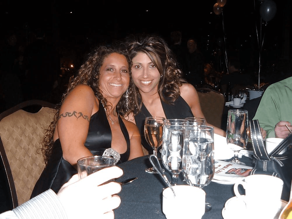 Swinger wive loving eachother