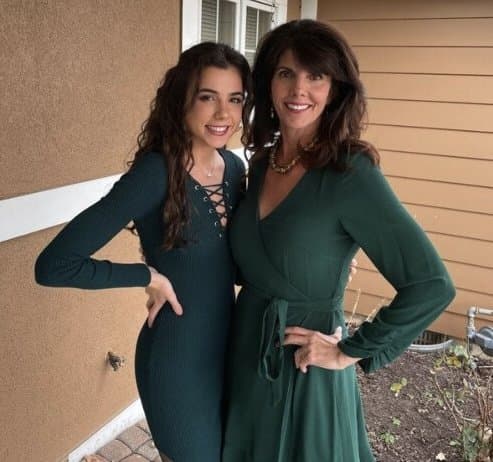 Catholic MILF Dee Is A Whore! (Penance Needed)