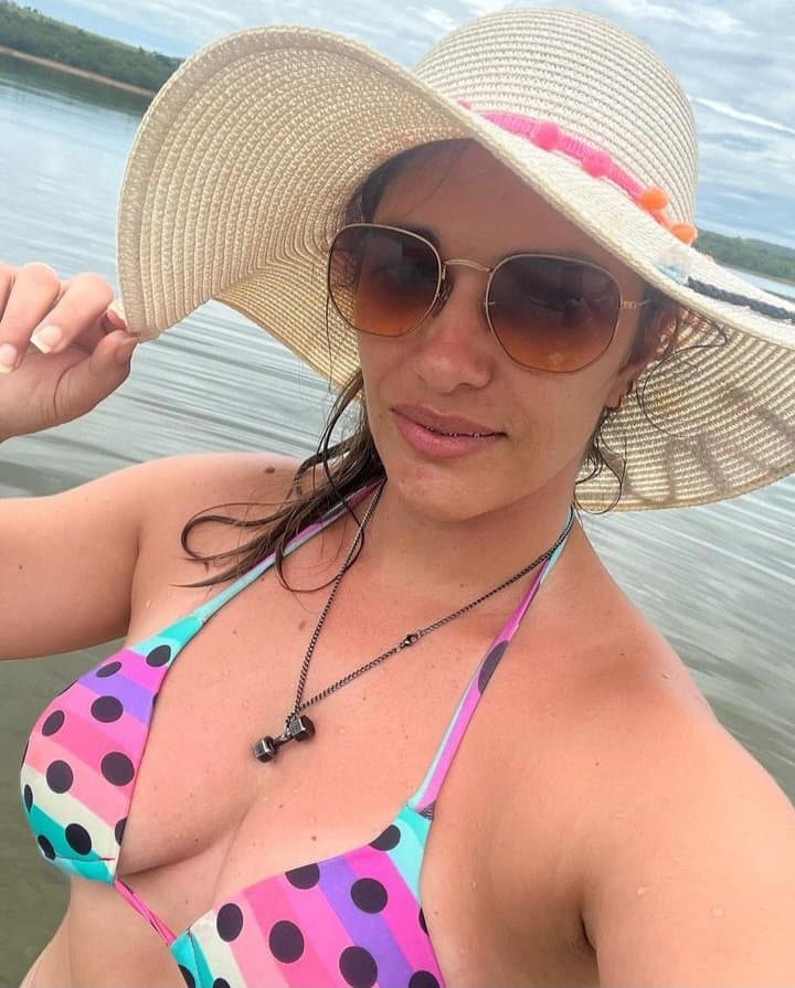 Casada traindo o marido com o próprio primo ?? ( Marido se sui!#^ quando descobriu o caso )