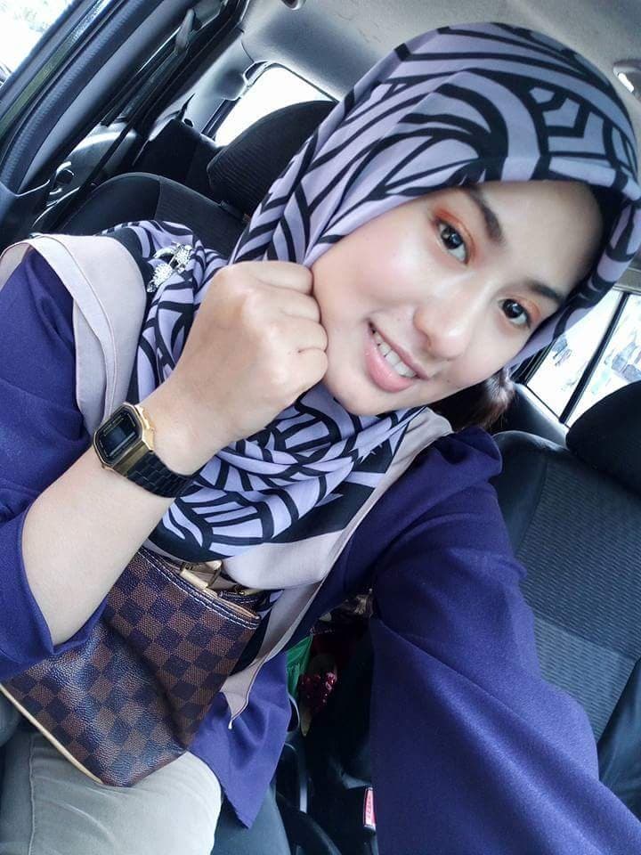 hijab ibu bunda mommy cantik telanjang nude