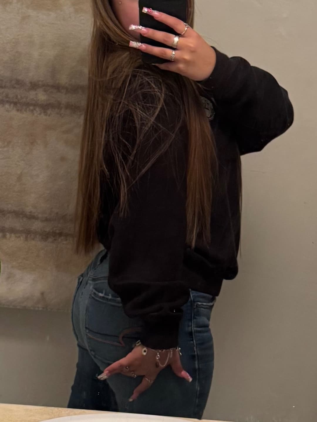 Made a discord server For irls and bobs check comments or bio