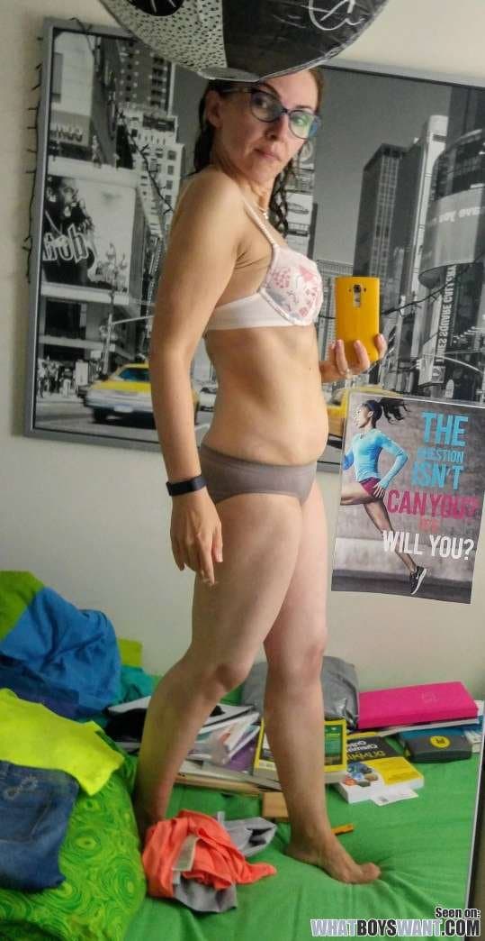 Monika, 49yo, present some erotic Sets of lingerie