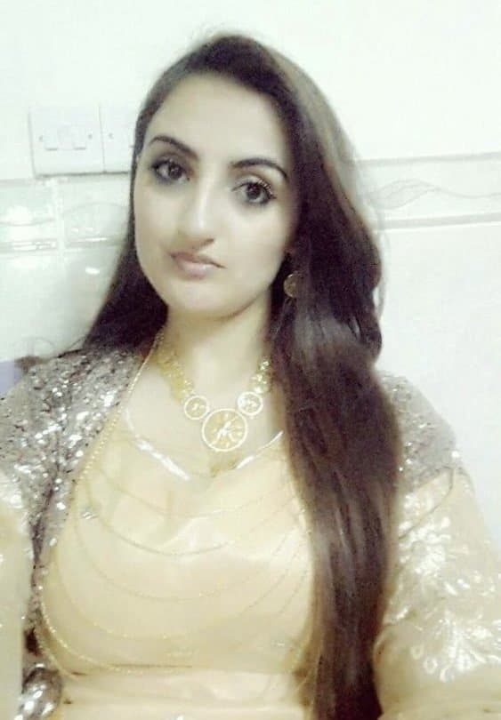 Hijabi Muslim Pakistani Wife Nudes Leaked by Husband