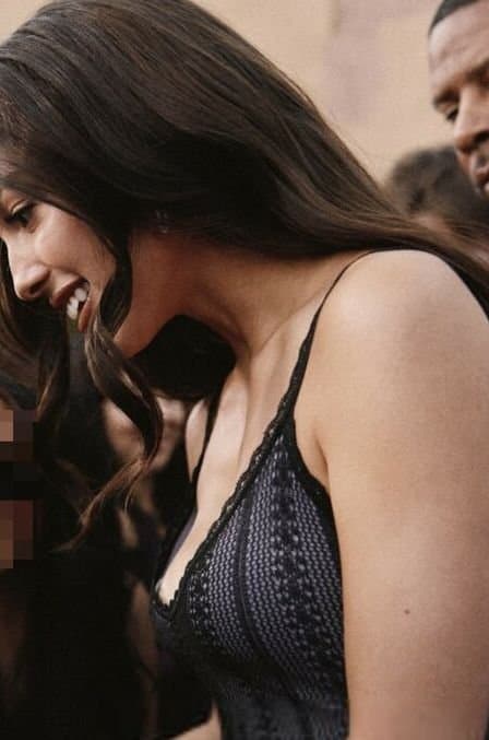 Click to view full size Olivia Rodrigo Is A Such Gorgeous Goddess That Knows How To Drain Me ??