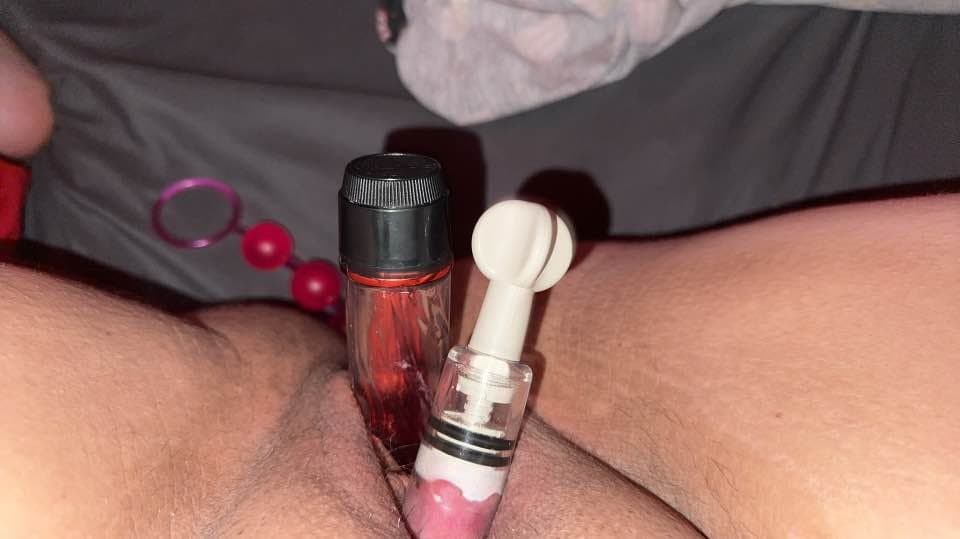 Lilly Jade Vermo. Lives at Temple Terrace apartments Unit A Tampa Florida. Works at the Hilton.