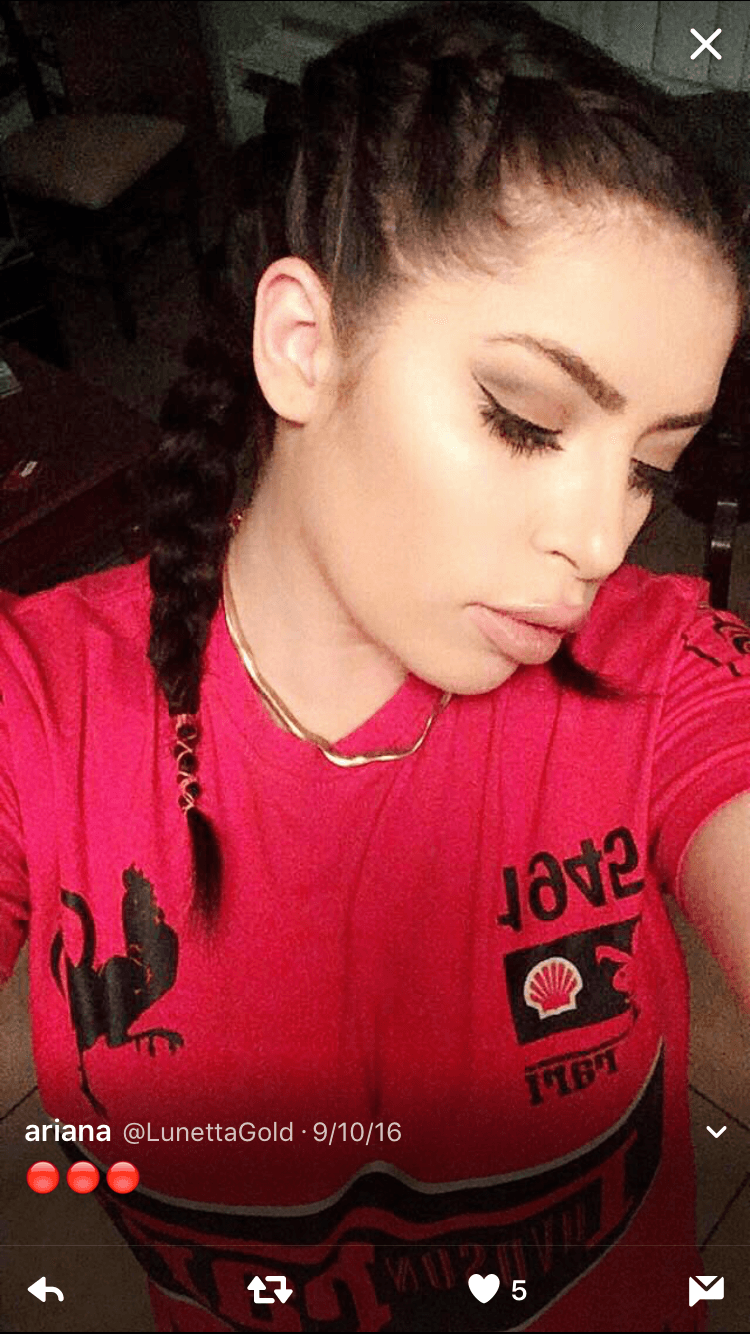 Lunetta gold (Vegas) shows her BJ skills on hairbrush