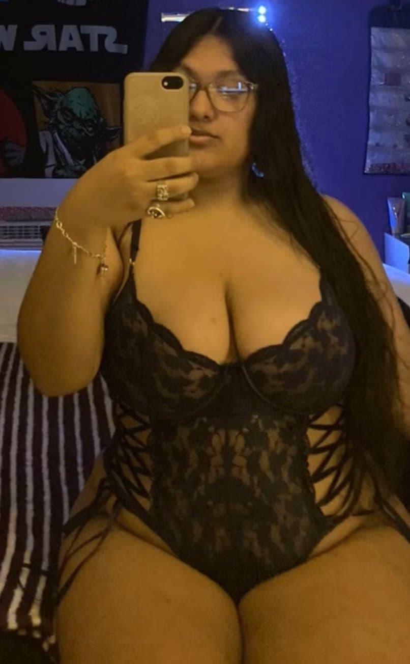 Thick Hispanic whore