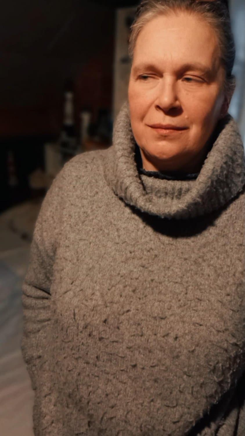 Geile 3 Loch Fickstute und Sperma Hure Sylvia. Blasen 50 ficken 100. Mit schlucken .