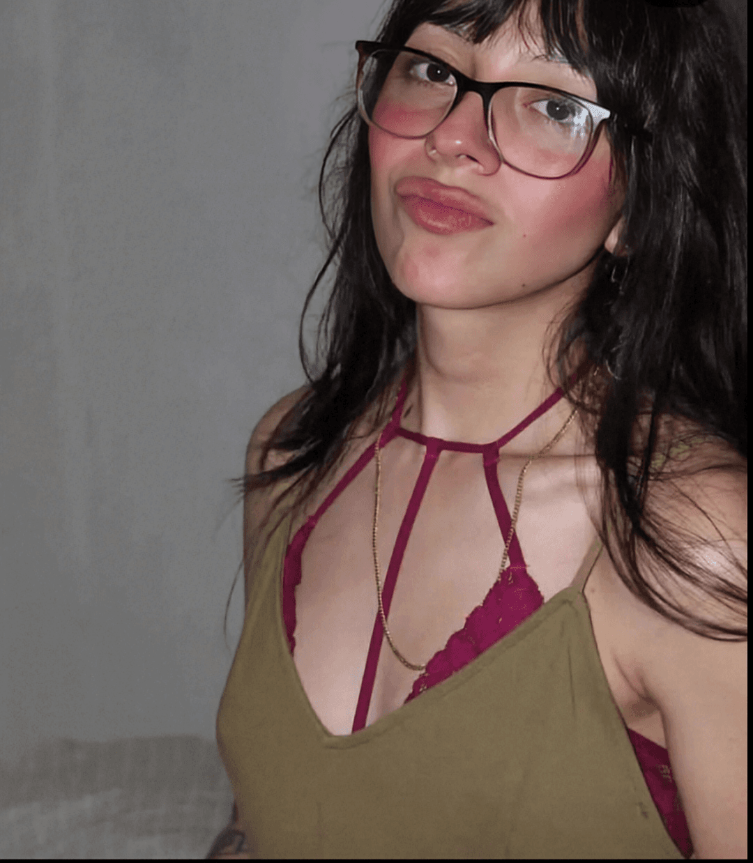 Miranda mi otra prima desde que le dije que me gustaba me deja tomarle fotos a su cola rosita