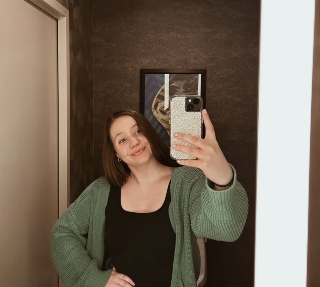 MacKenzie‘s fuckable cumface pt. 2