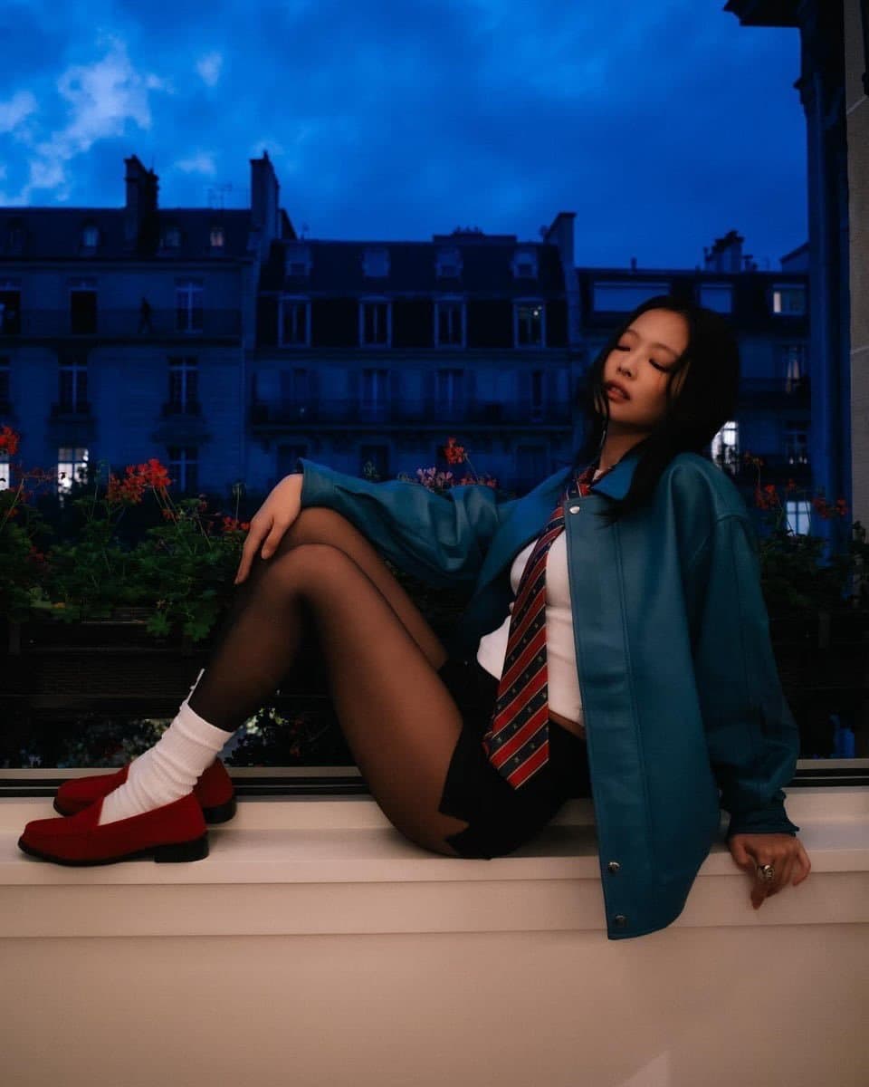 JENNIE ASIAN PANTYHOSE FEET SLUT