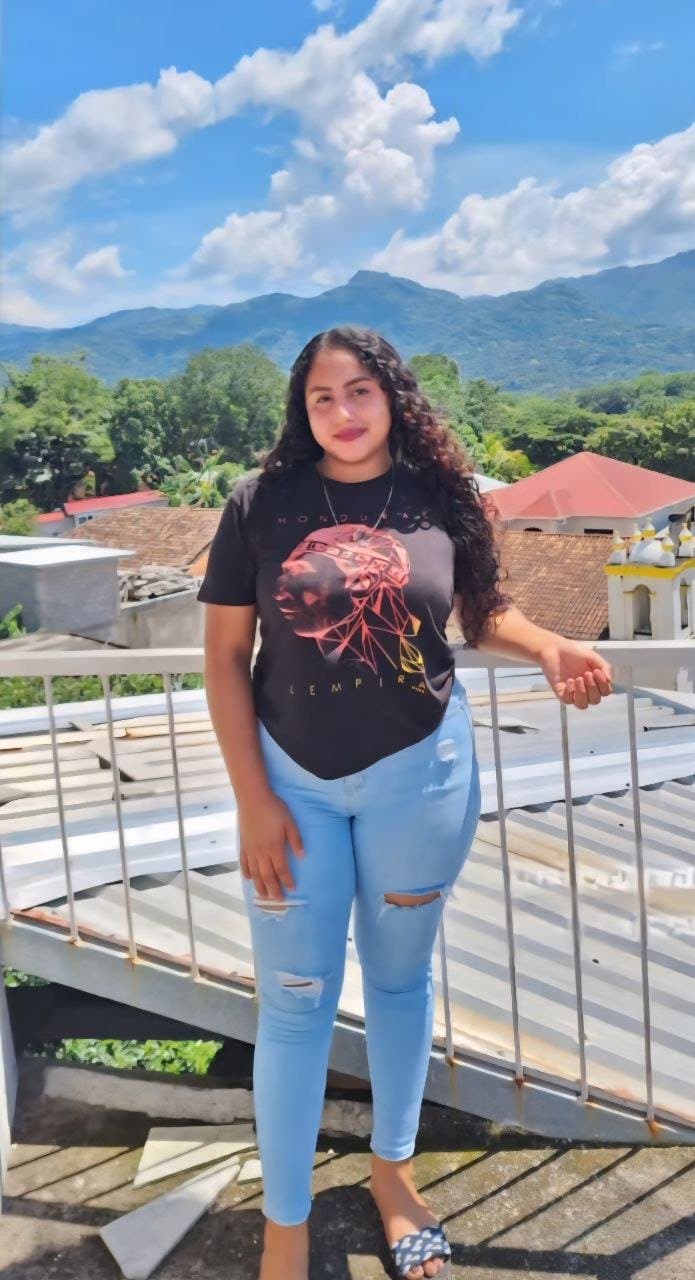 Pack de novias (Ritzy) el novia quiere saber que les parece su novia COMENTEN