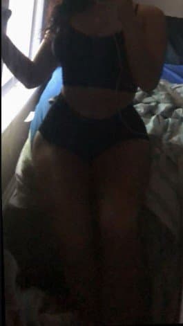 Izzy the gooning Bimbo