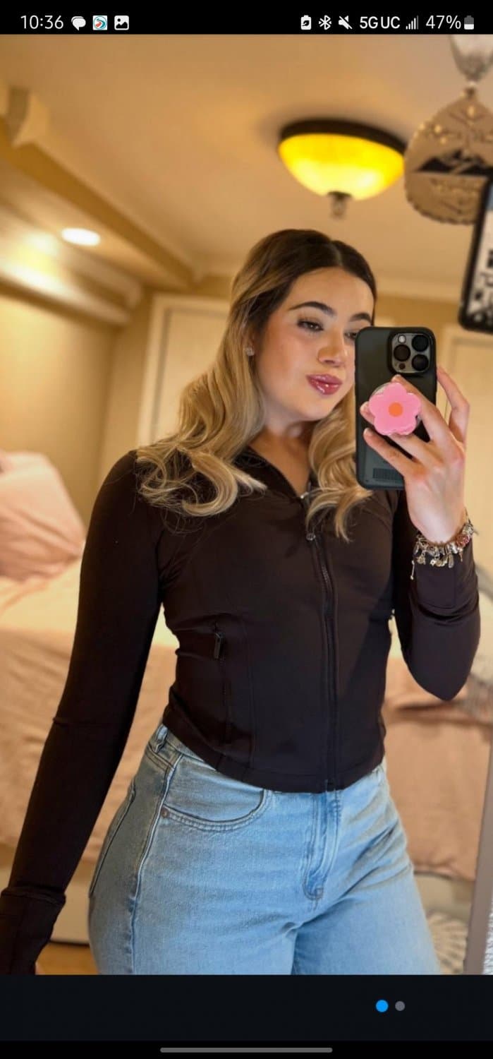 Sexy 30 year old milf shower spy video caught