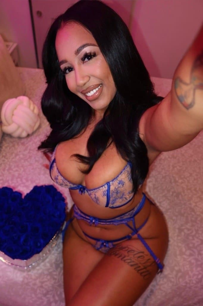 Slutty Latina becomes an insatiable real life hooker on the side