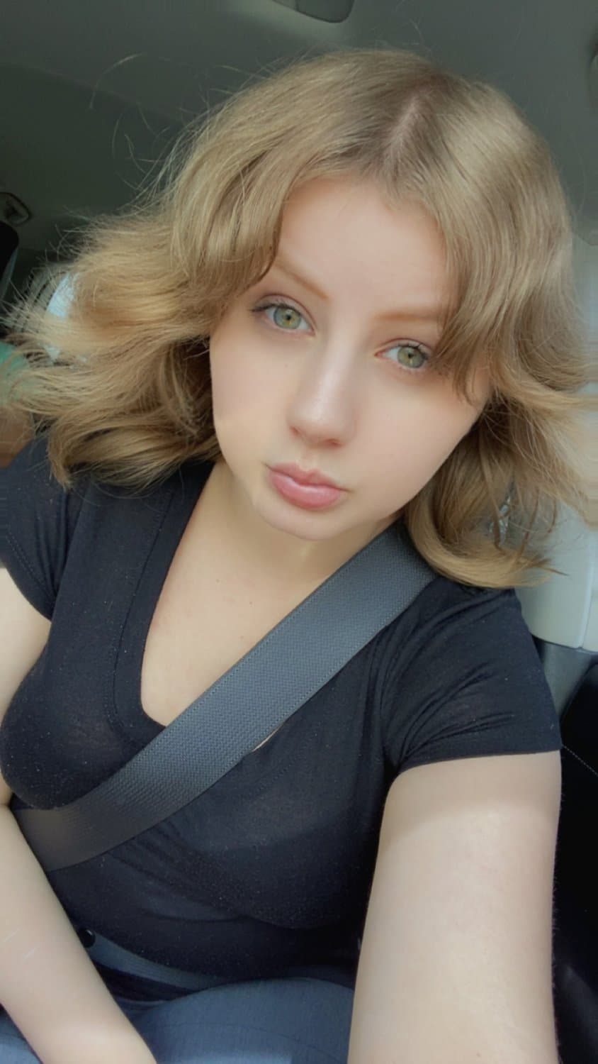 Click to view full size Fat Ass Pawg Slut Has no Idea she’s a famous Webslut on top of erome. make her famous!