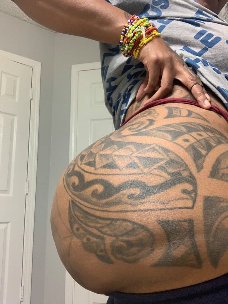 Loud sexy moans from Big booty ebony mature milf mom I I love older milf.