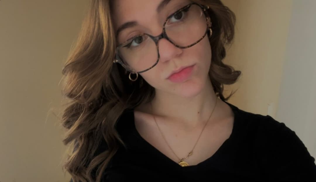 My roomate with perfect butt