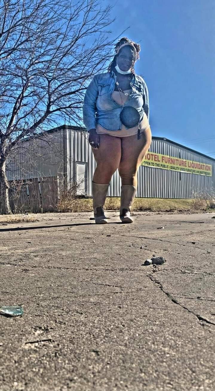 Dark Chocolate SSBBW Ebony Cougar I Would Not Pull Out 15