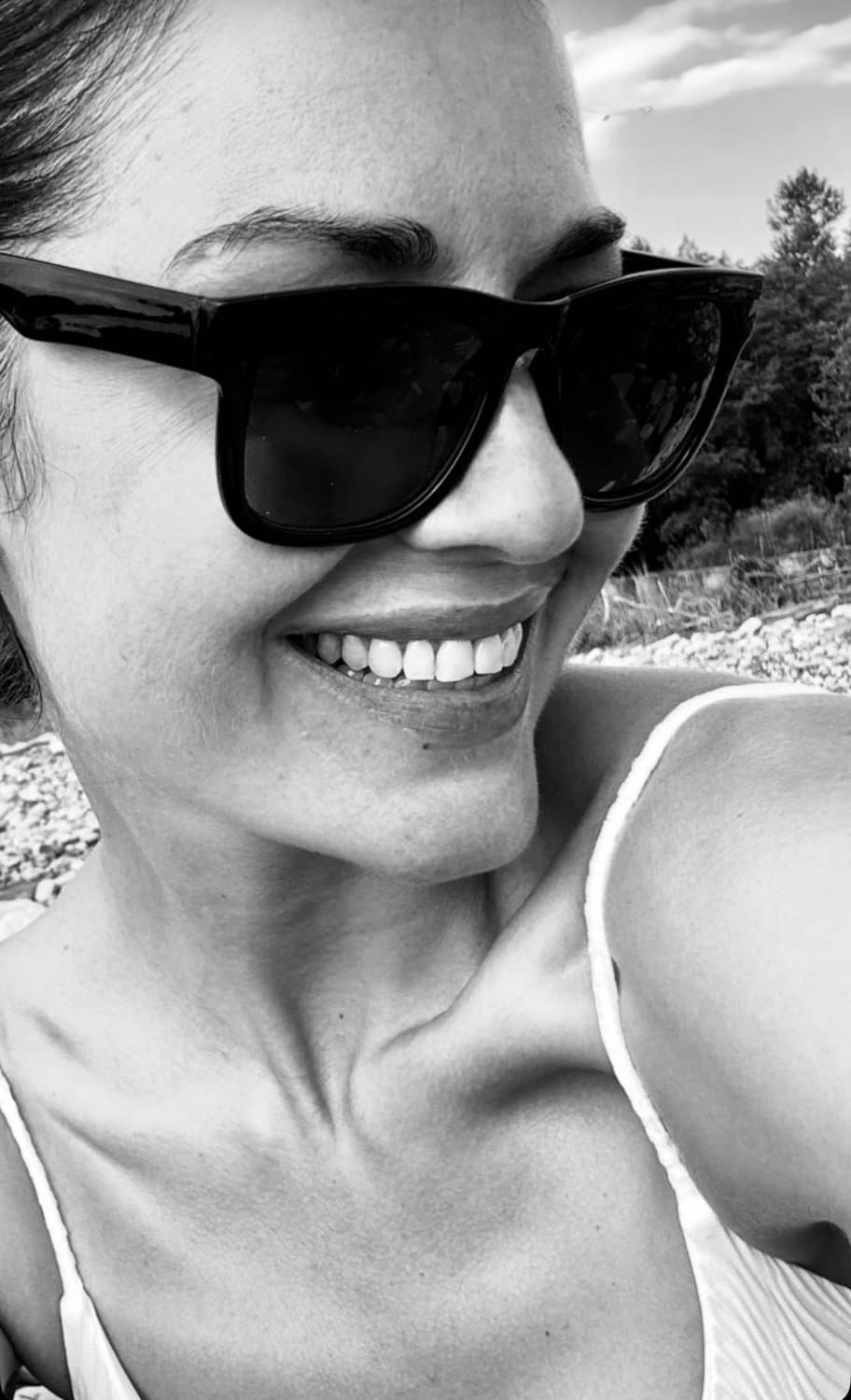 Ukrainian classy MILF Kik cutieposts to see some more photos of her