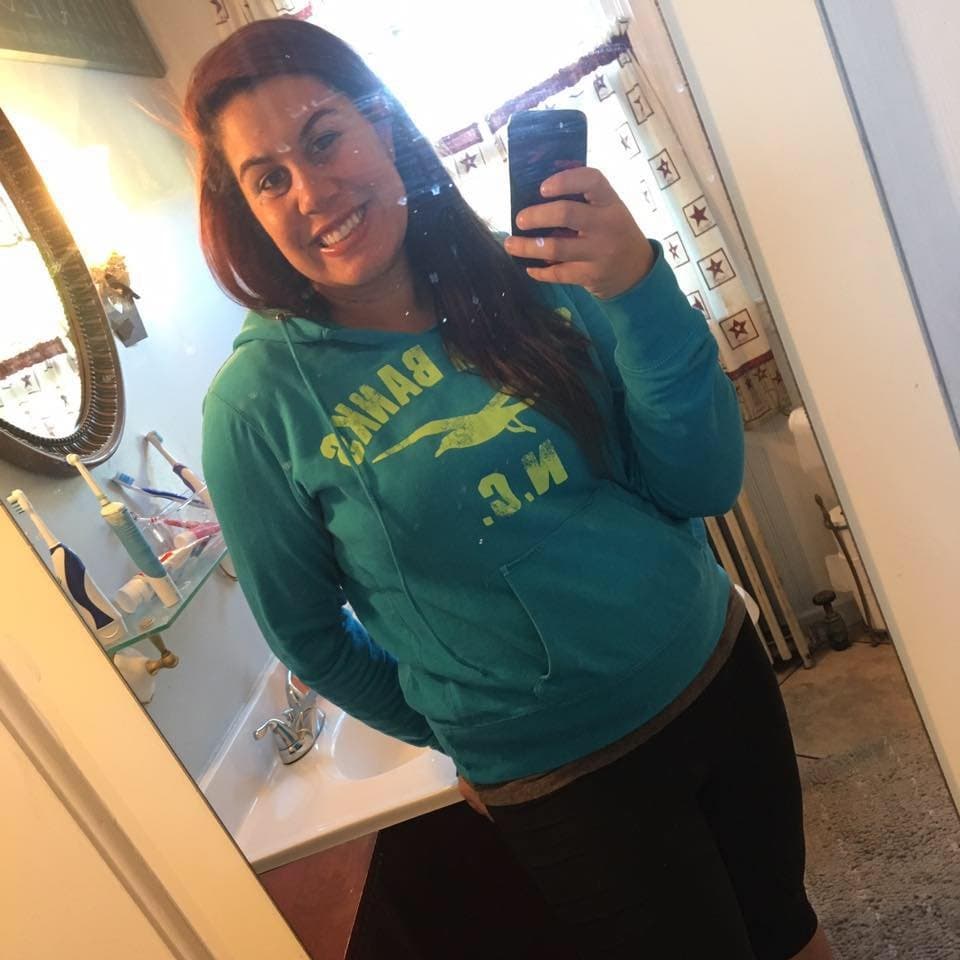 olive skin Sara milf nude