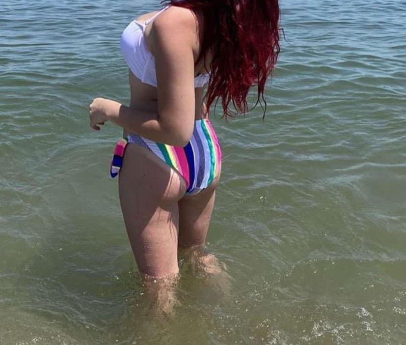 Brooklyn the Public Slut Poses on the Beach