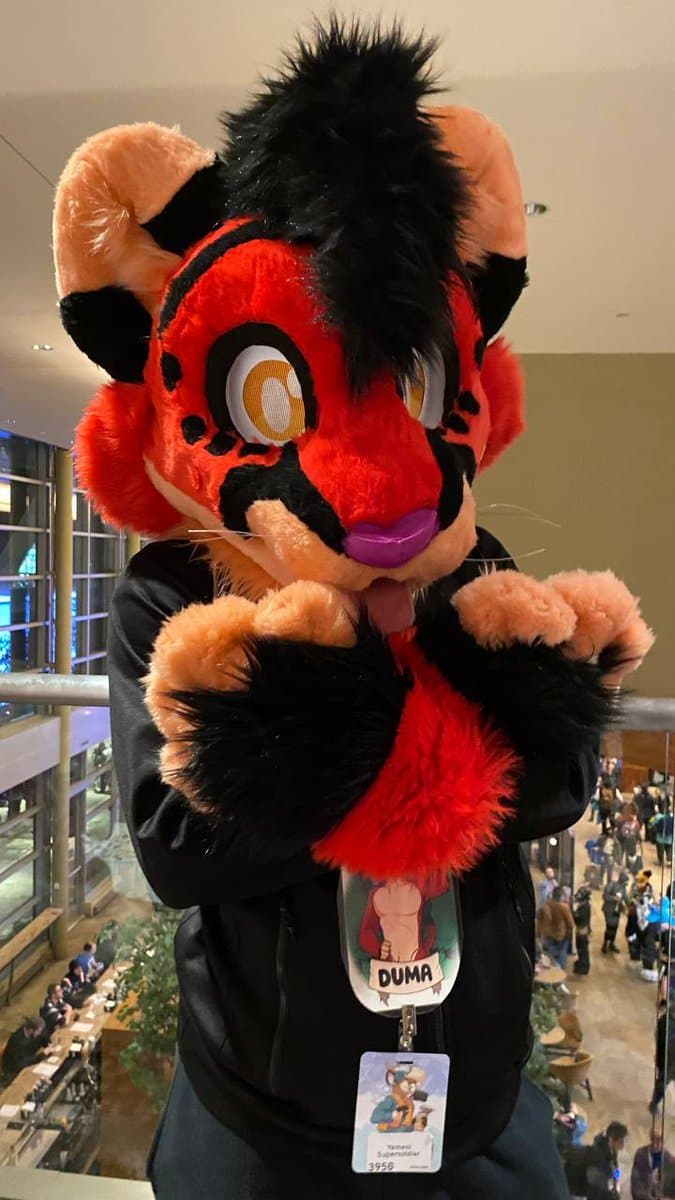 [FURRY] hot furry muscular femboy twink (ďûmâjâğ/ďümâpûmǎ)