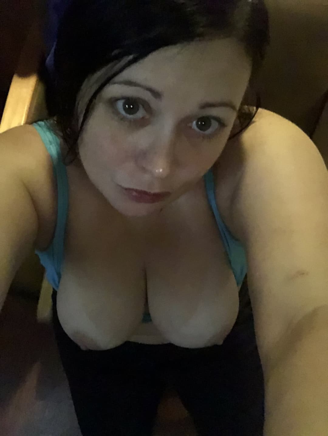 Friends wife all drugged up at the hospital. I took advantage and she let me watch