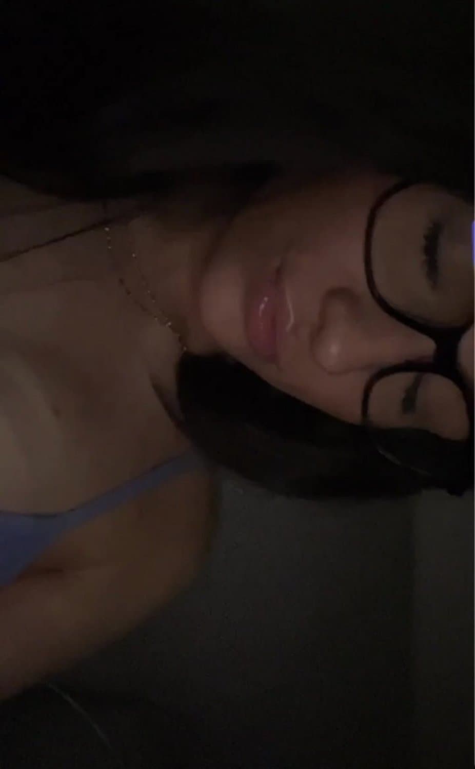 Fifi McGee Waiting for you to trib her