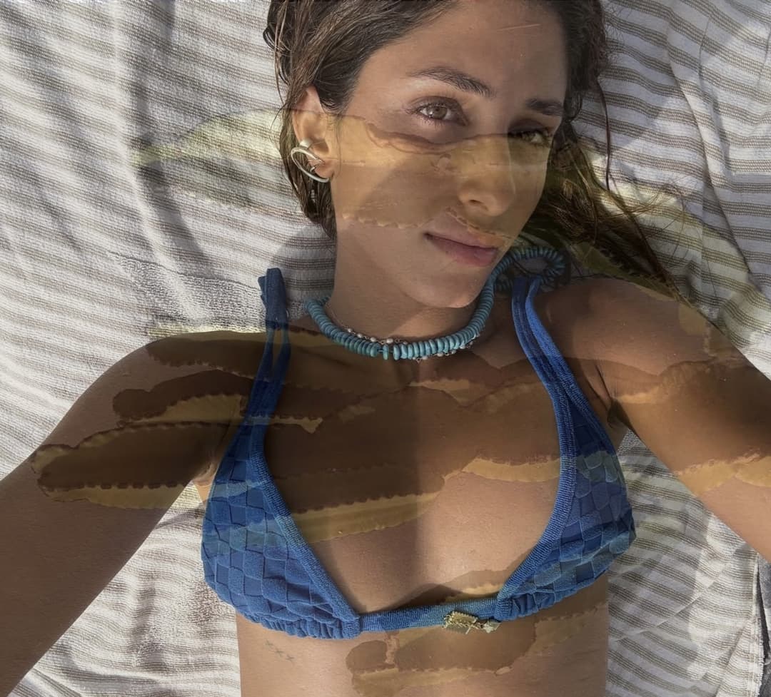 Smoking hot irl bikini babe with fat ass made into webslut