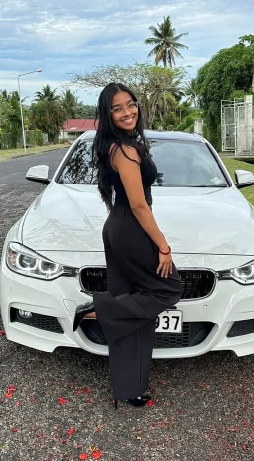 Click to view full size Shreya ram