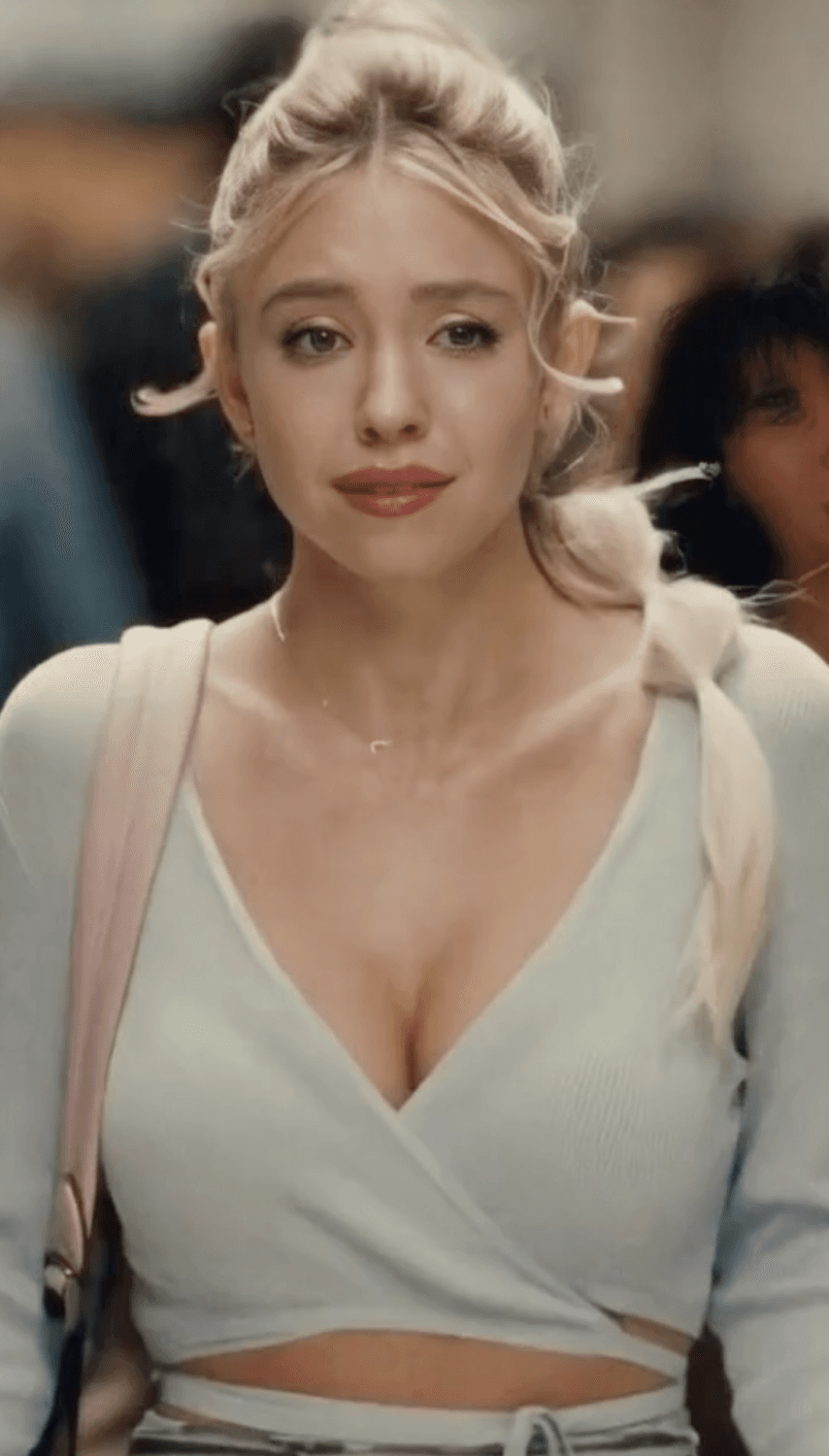 Teaser Content Of Sydney Sweeney See Full Content In Premium Galleries $5 In Link In Bio