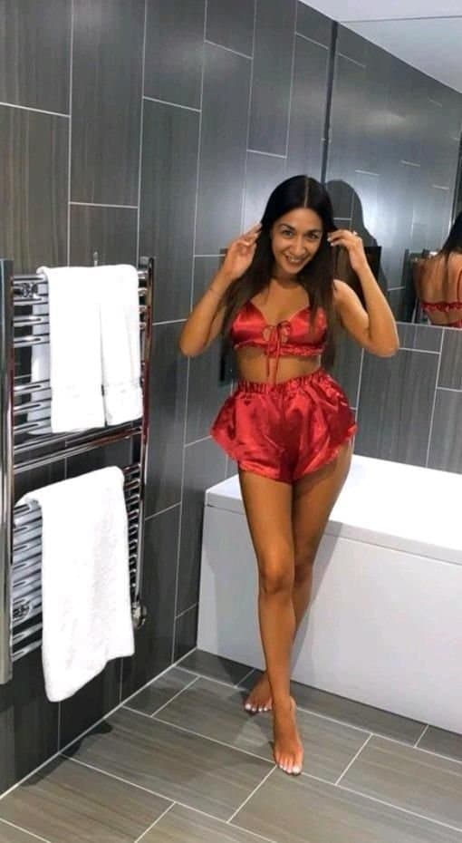 Mandy 38 Milf cock whore needs a dom