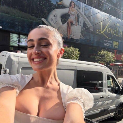 Rachel sennott goon for her big tits and goon worthy face