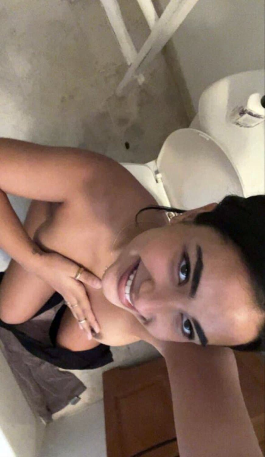 Tiktoker Sienna Mae nudes