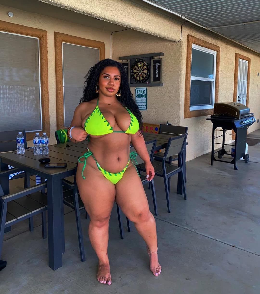 Curvy Plus Size BBW IG Baddie with perfect body