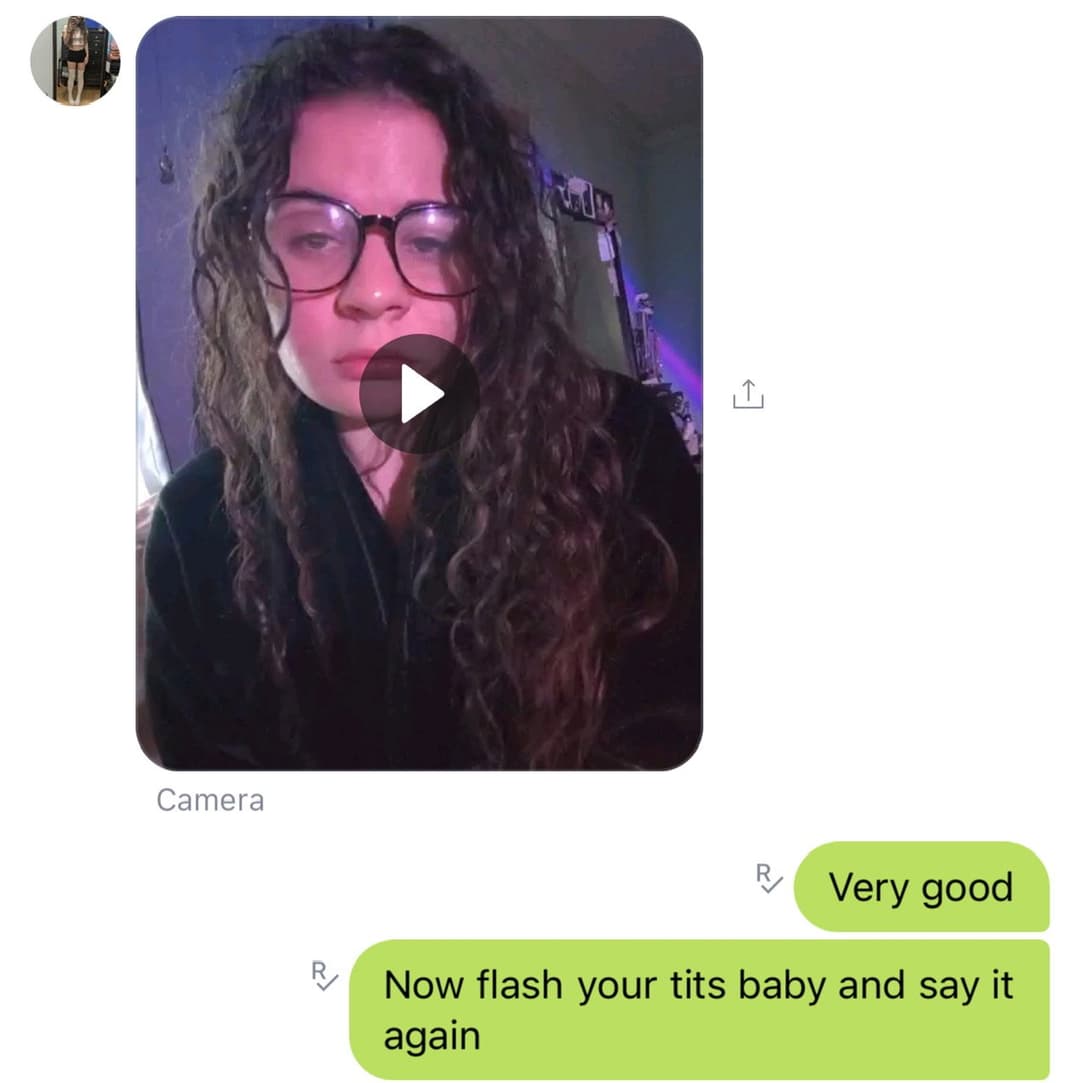 Slave enjoys punishment