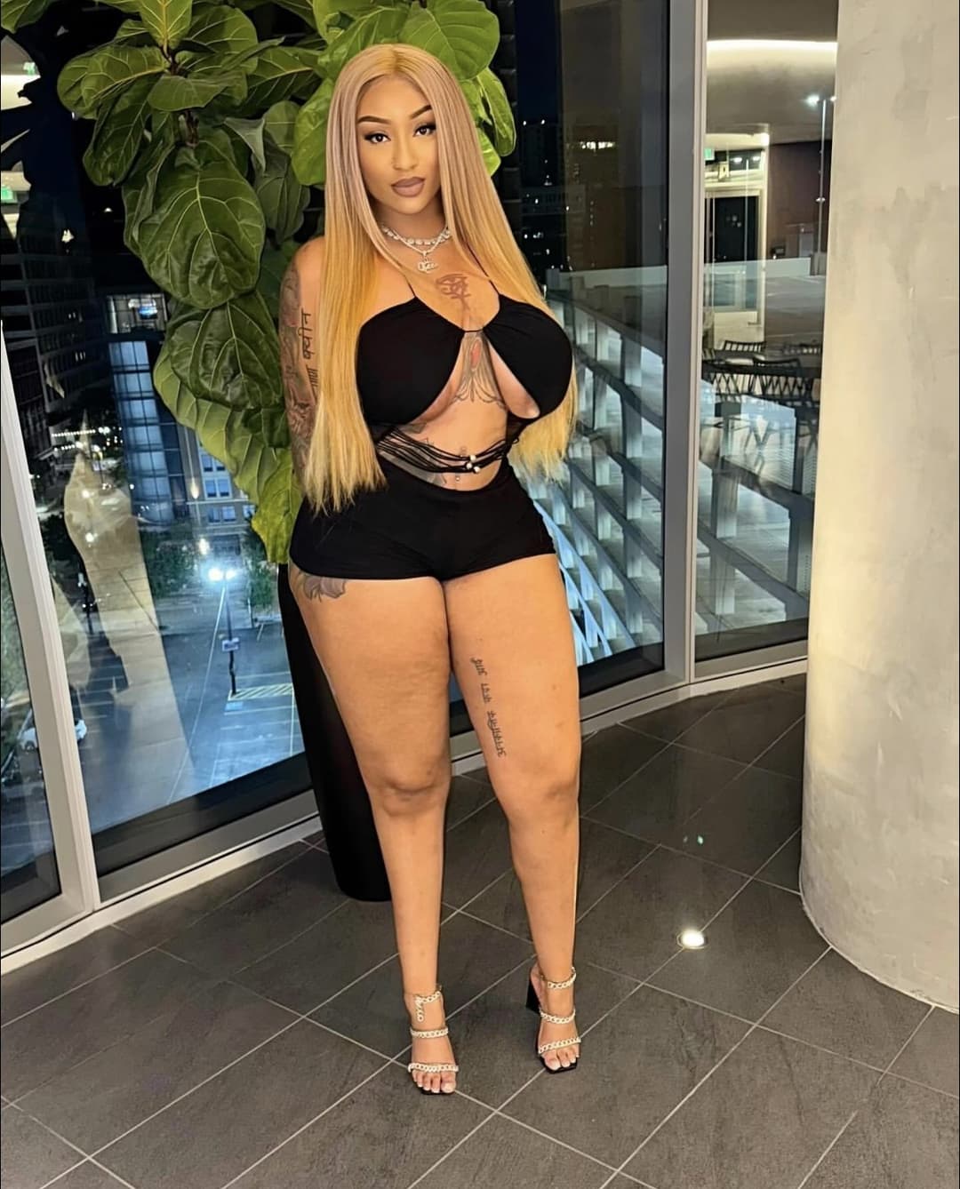 The Nigerian Amazon 6’4 Sophiadastallion Weight gain! Throwback and Recent