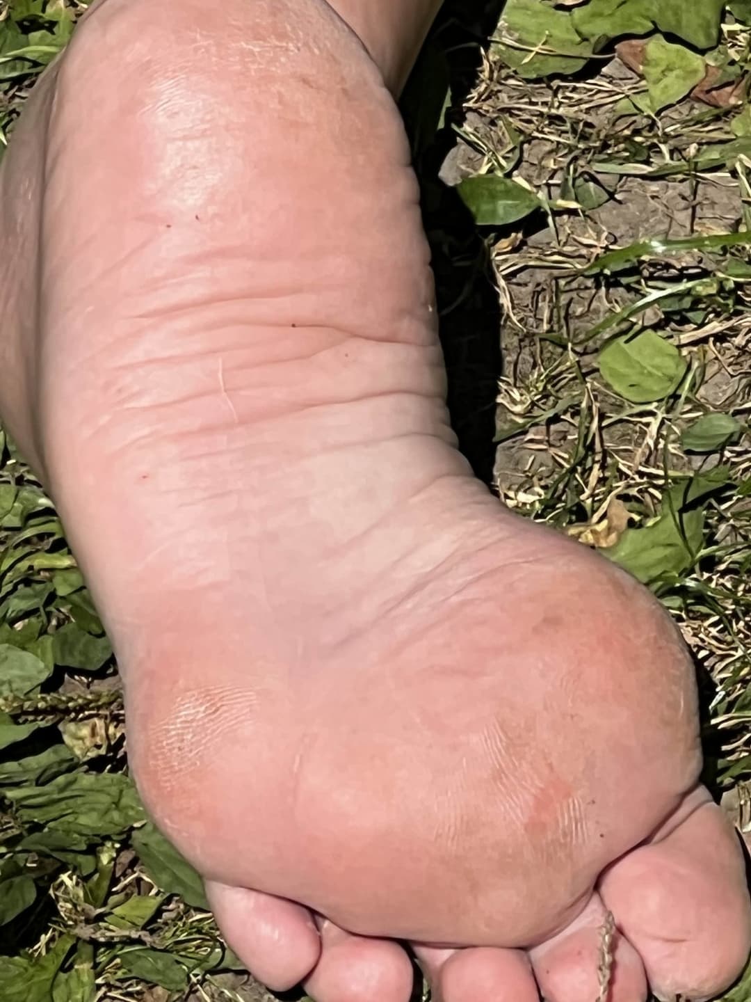 Click to view full size Step-moms archy feet