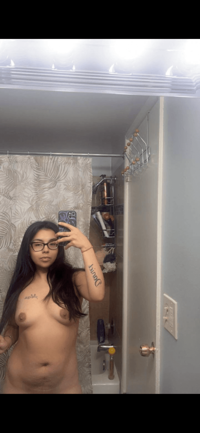 Click to view full size Instagram thot from Chicago Yani adore along with other Chicago sluts