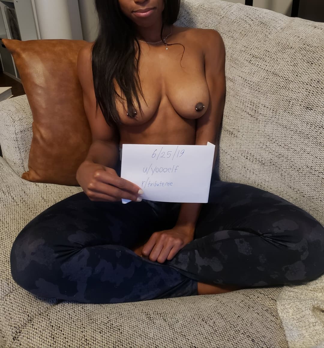 Dark Skinned Cock Sucker