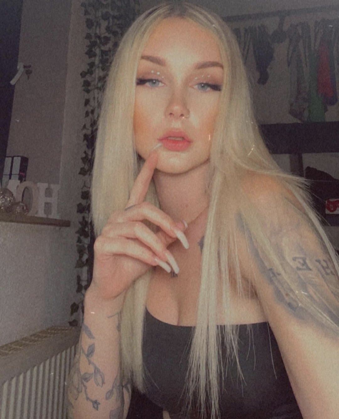 Sexy German slut Jennifer pt. 4