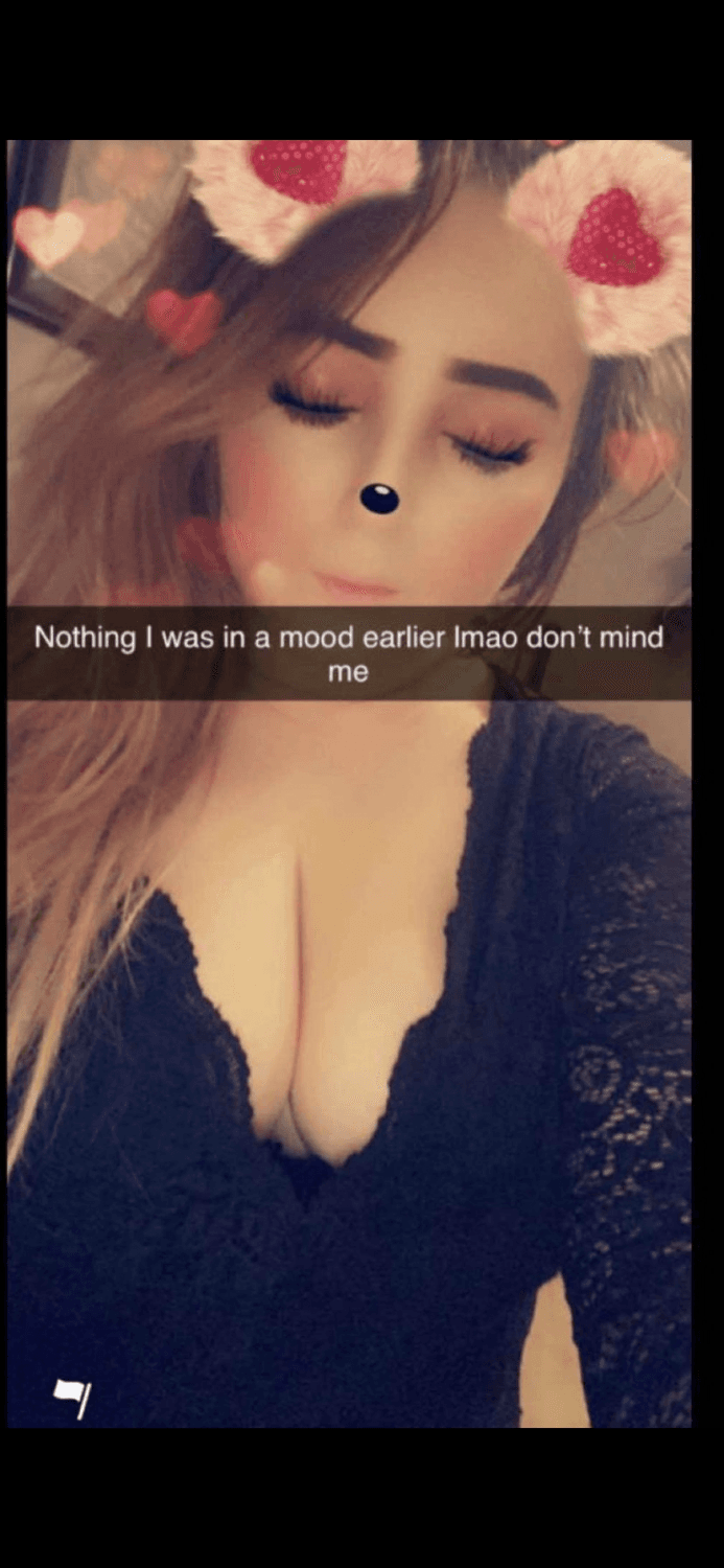 Click to view full size Big ass sexy slut with amazing pussy and big beautiful tits