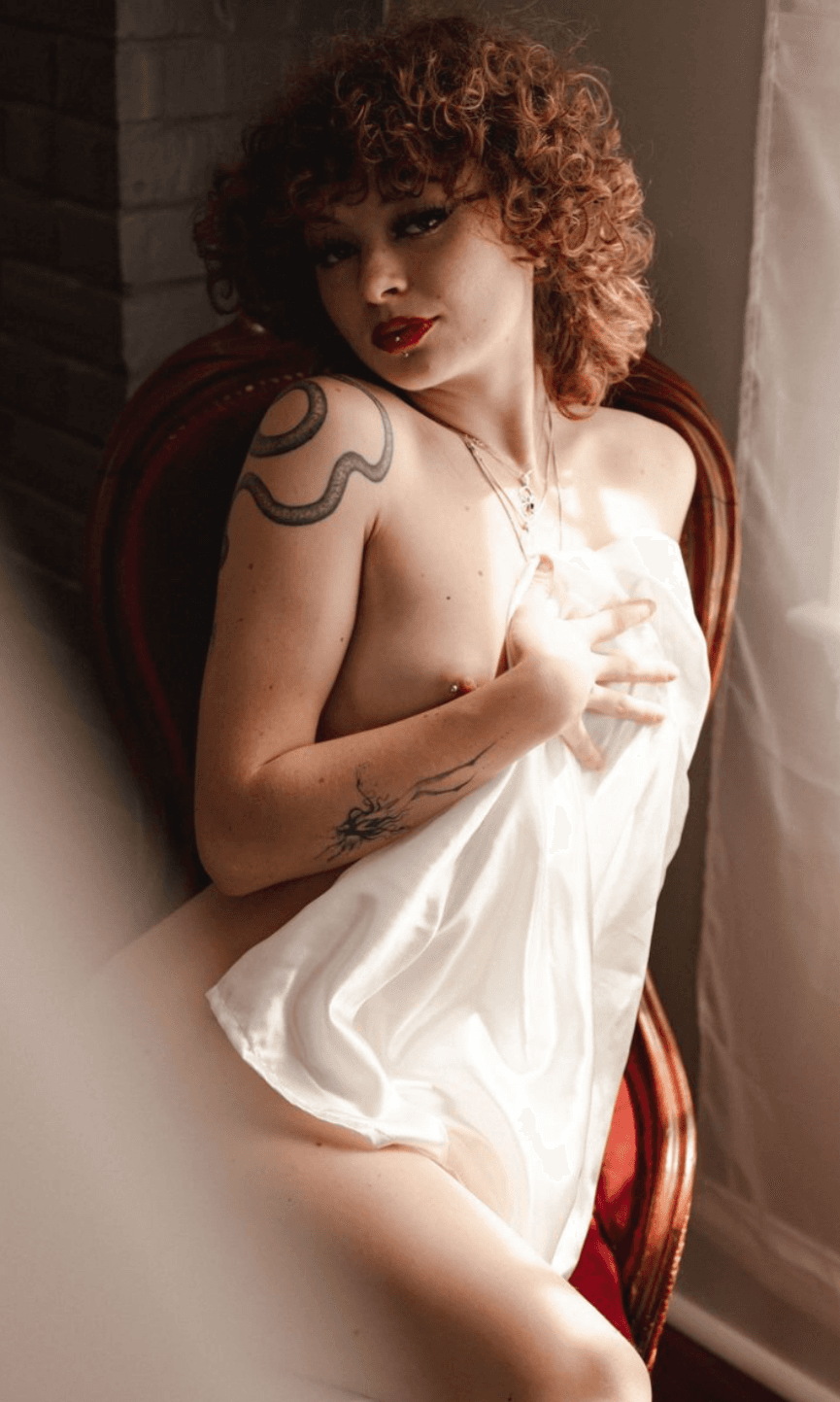 sexy petite redhead college teen nudes leaked pierced