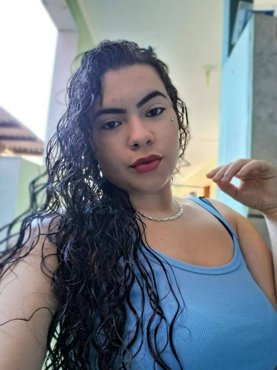 nordestina pagando um boquete babado