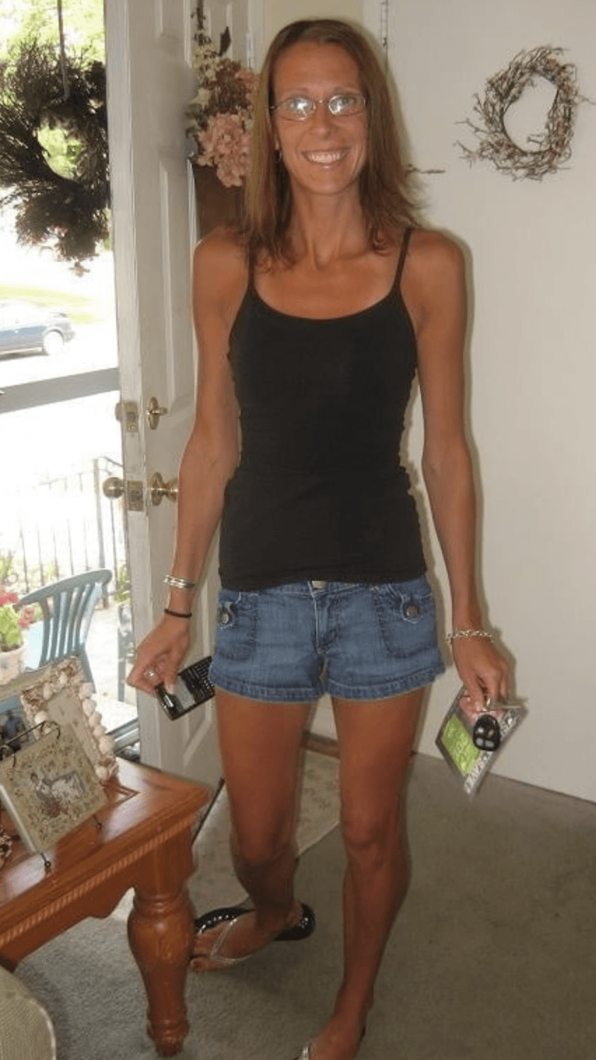 Skinny MILF librarian after a little wine. Cute little saggy Tits and nice piss flaps tho ?